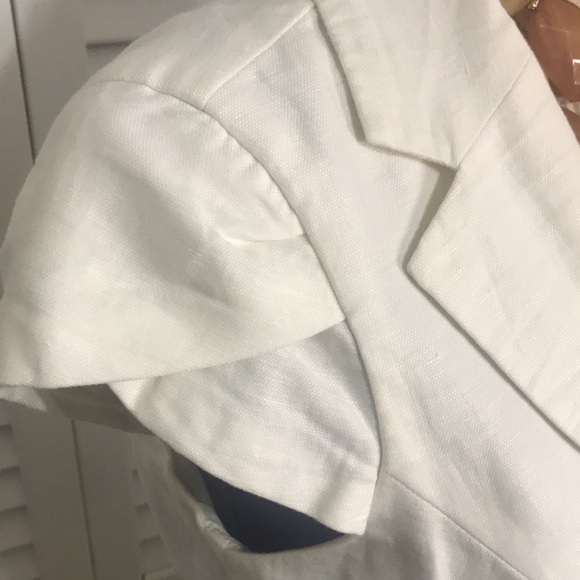 The Limited Linen Blend Suit - Picture 5 of 14